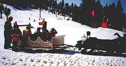 Snmobile.jpg (60303 bytes)